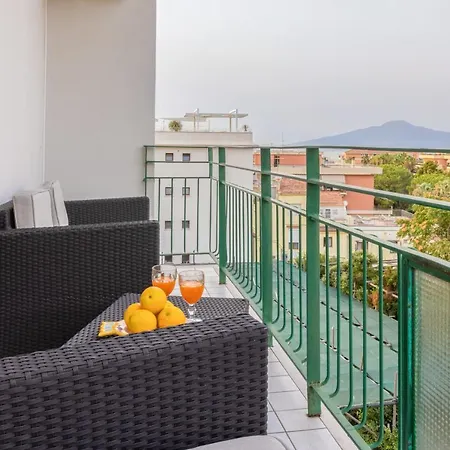 Apartment Sorrentovibes - Family With Terrace & Amazing View In Center